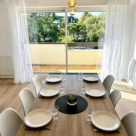 T5 Lumineux - Balcon - Parking - Linge Inclus 반느